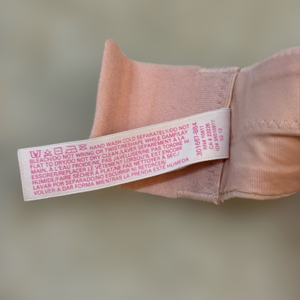 Victoria’s Secret Push-Up Strapless Bra 32DD Light Pink w/ Bow Charm - Picture 5 of 6